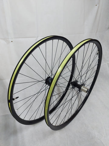 Road disc brake wheelsets