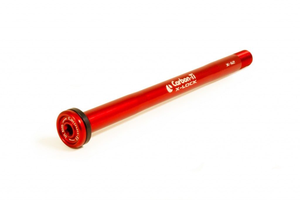 Carbon Ti X-Lock X-12 142x12mm rear thru axle.